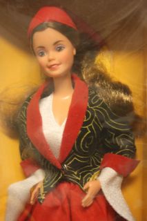 1986 Greek Barbie from Dolls of the World Barbie DOTW by Mattel (NRFB