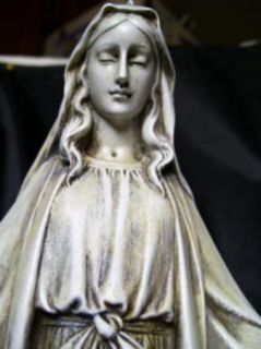 Mary Our Lady of Grace Indoor Outdoor Garden Statue