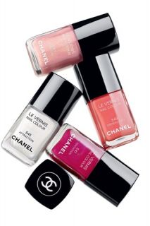 LUXURY CHANEL GIFTWRAP +CARRIER BAG 565 BEIGE CHANEL LE VERNIS NAIL