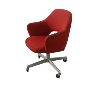 Vintage Red Knoll Saarinen Executive Task Chair