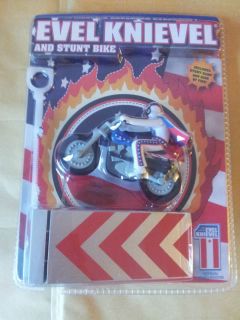 EVEL KNIEVEL STUNT BIKE AND RAMP WITH RING OF FIRE NEW SEALED