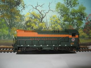 Athearn HO Scale Baldwin s 12 Diesel Switcher Great Northern 25