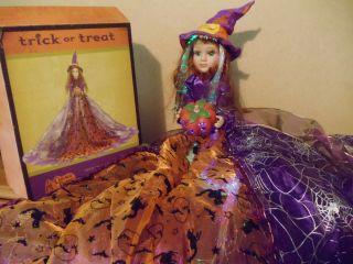 Halloween Cracker Barrel Sitting Witch Doll Fiber optic color GORGEOUS