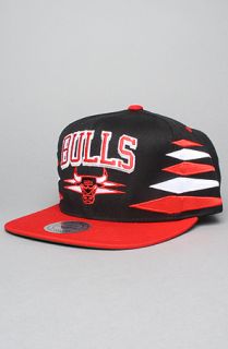 Mitchell & Ness The Diamond Snapback Hat in Black Red