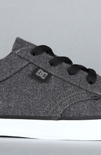 DC The Standard TX in Dark Charcoal Concrete