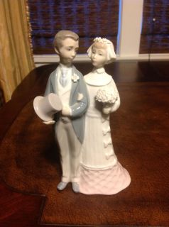 Lladro Figurine Bride and Groom Entitled Wedding Retired