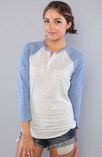 Alternative Apparel The Eco Heather Raglan Henley in Oatmeal and Royal