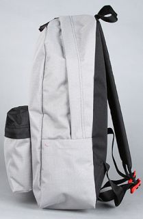 Vans The Old Skool II Backpack in Cement