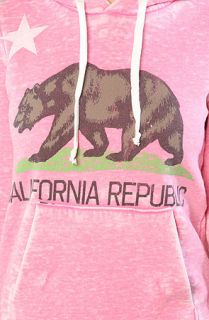 Rebel Yell The CA Republic Pullover Hoody in Bubblegum