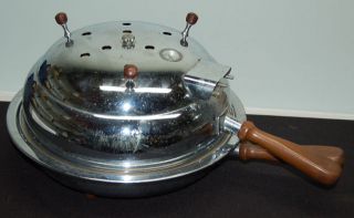 Vintage Farberware Broiler 12 Diameter Pan with Walnut Handles No 425