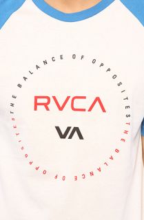 RVCA The Circular Raglan in white Concrete