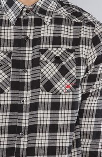 686 The Alpha Buttondown Shirt in Black