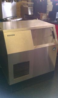 Hoshizaki Flaker Ice Maker Machine Undercounter Built in Storage Bin