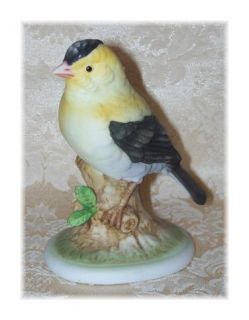Vintage Lefton Gold Finch Yellow Bird Figurine KW 6609