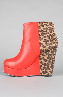Sole Boutique The Moddy Shoe in Red Concrete
