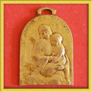  15 16 Orphans Journee Des Orphelins French Medal by Foerster