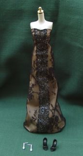 Elegant FAITH HILL Strapless Black Lace Overlay Evening Gown SILKSTONE
