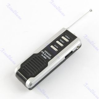  belt clip auto scan fm radio receiver with mini flashlight earphone