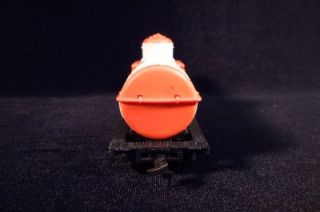 Model Power Permatex Loctite Fast Orange Chessie System HO Scale Train