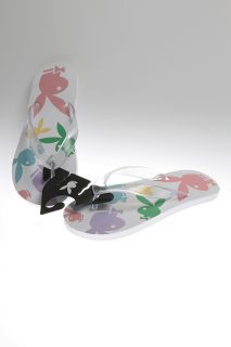  Bunny   Size 5   White Bunny All Over Print Flip Flops Thong Sandals