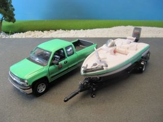 Gearbox Diecast US Forest Service Boat Chevy Silverado Pickup Truck 1