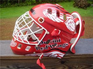Franklin NHL Detroit Red Wings Goalie Hockey Mask Helmet Goalkeeping