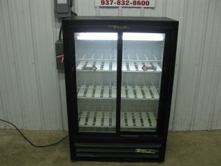 True Black 2 Door Glass Front Refrigerator Merchandiser Pop Cooler GDM