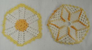  Vintage Doilies Pot Holders Yellow White Star