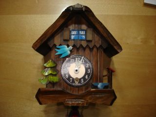 Vintage Antique Black Forest German Cuckoo Clock J Engstler Chalet