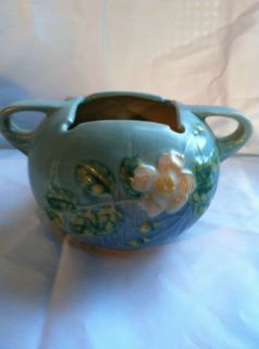 Roseville Pottery White Rose Blue Turquoise Planter Mint Condition 387