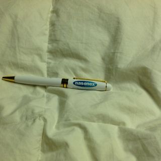 Rare Pharmaceutical Drug Rep Nasonex Heavy Metal Click Pen with gold