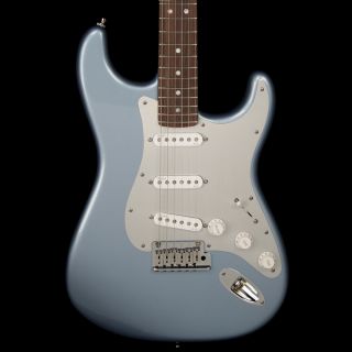 Fender FSR American Deluxe Stratocaster RW   Ice Blue Metallic