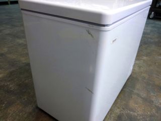 Danby DCF700W1 7 0 CU ft Chest Freezer White Manual Defrost Energy