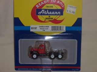 Athearn RTR Vehicles 1 Undecorated Red B Model Mack Tractor Cat 93197