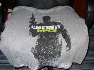 CALL OF DUTY MW3 LOGO FROM GAME STOP T SHIRT XL GRAY PRE OWNED