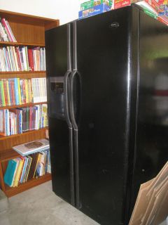 Frigidaire Gallery 26 CU ft Refrigerator