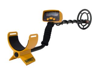 Garrett Ace 150 Metal Detector with 6 5x9 Search Coil