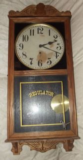 Antique w M L Gilbert Clock Co 3035 USA Oak Wall Unit Regulator