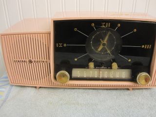 Vintage General Electric 911 D Pink Clock Radio