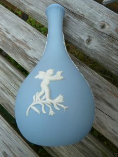 Vintage Wedgwood Bud Vase Jasperware Blue White Cherub Cupid 5 1 2