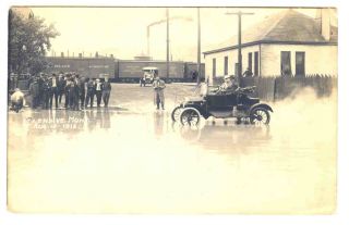 Montana Glendive 1912 Flood in Town Real Photo Postcard