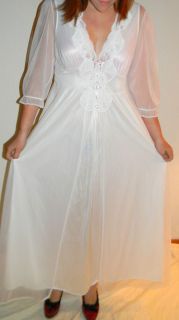 Vintage Gilead Bridal White Chiffon Honeymoon Peignoir Nightgown Robe