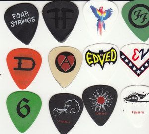 Black Foo Fighters Dave Grohl 606 Music Midtown 2012 Tour Guitar Pick