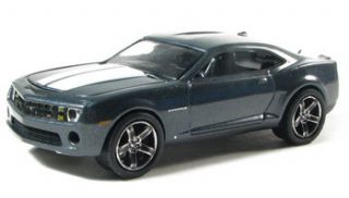 Greenlight Collectibles 1 64 Scale Cyber Gray 2010 Chevrolet Camaro SS