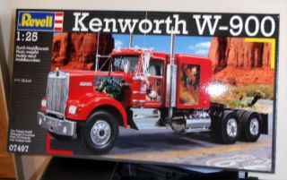 Revell Model Kit Kenworth w 90 USA Big Truck 07497
