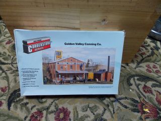 HO Scale Walthers CornerStone Golden Valley Canning Company Super Nice