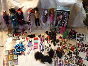 Monster High Items Dolls Clothing Pets Accessories Lots More