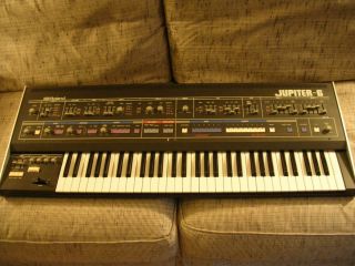  Roland Jupiter 6 Synthesizer