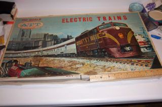 Vintage HO Train Set in Original ATT Box incl. Southern Pacific Engine