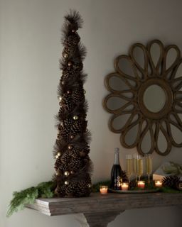 NM EXCLUSIVE Pine Cone & Berries Mini Christmas Tree   